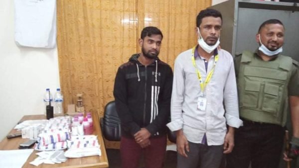 ওসমানী হাসপাতালে রোগীদের ঔষুধ চুরি ফার্মেসীতে বিক্রি: দুজন আটক