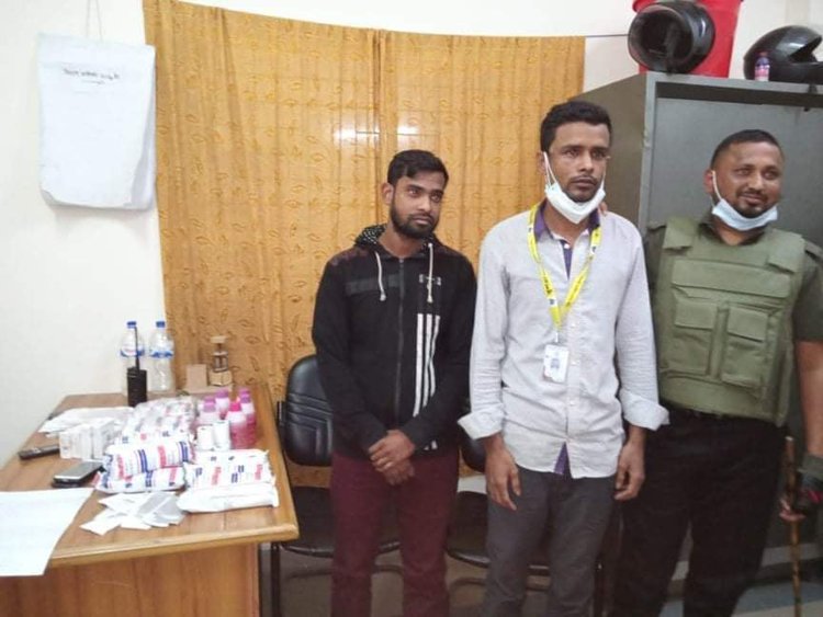 ওসমানী হাসপাতালে রোগীদের ঔষুধ চুরি ফার্মেসীতে বিক্রি: দুজন আটক