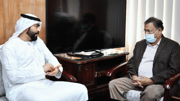 আরব আমিরাতেও শতবছরের পুরনো অনেক ভাস্কর্য আছে