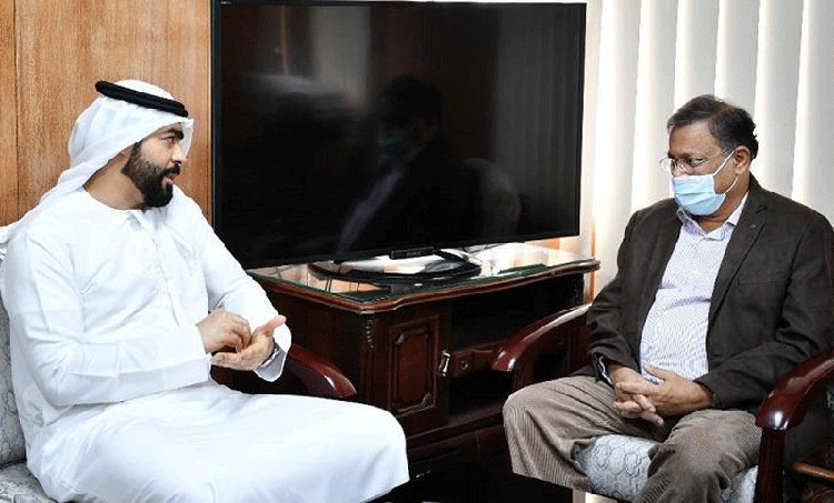 আরব আমিরাতেও শতবছরের পুরনো অনেক ভাস্কর্য আছে