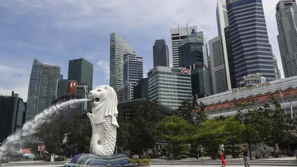 ফাইজারের টিকার অনুমোদন দিল সিঙ্গাপুর