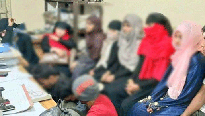 সিলটের হুমায়ুন চত্বর থেকে ২ মানবপাচারকারী ও ১৪ রোহিঙ্গা আটক