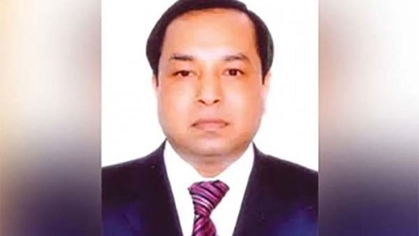 ইন্টারপোলে পি কে হালদারের গ্রেপ্তারি পরোয়ানা