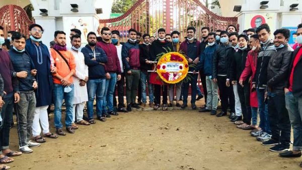 মহান বিজয় দিবসে সিলেট মহানগর ছাত্রলীগের শ্রদ্ধা নিবেদন
