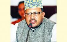 শেষ পর্যন্ত ক্ষমা চাইলেন কাবা শরিফকে ‘ভাস্কর্য’ বলা সেই মাওলানা