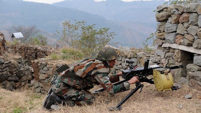 সীমান্তে ভারতীয় বাহিনীর হামলায় ৫ পাক সেনা নিহত