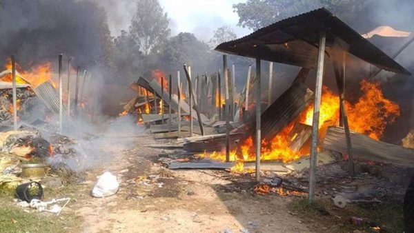 পূবাইলে তুলার গোডাউন পুড়ে ছাই, কারখানা মালিক পলাতক