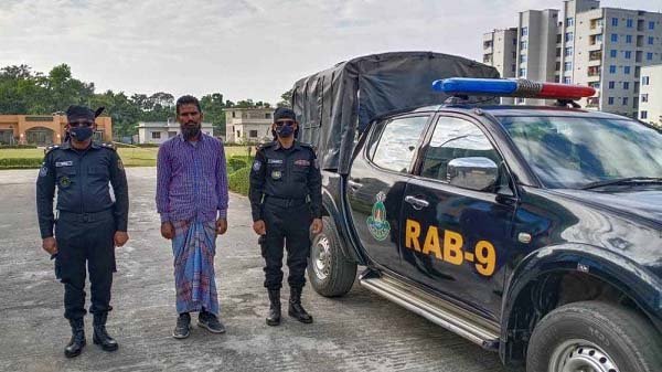 সিলেটে অস্ত্র ব্যবসায়ী গ্রেফতার