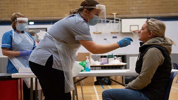 ভাইরাস ক্রমাগত বৃদ্ধির ফলে লন্ডনে শিক্ষার্থীদের করোনা পরীক্ষা হবে