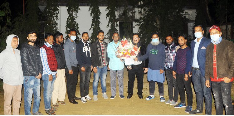 নব-নির্বাচিত সহ সভাপতি ফয়জুল আনোয়ার আলোয়ারকে মীর হ্যাল্পিং হ্যান্ড ইউকে’র সংবর্ধনা