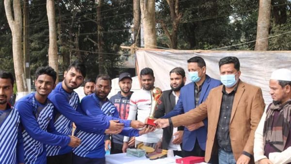 সানরাইজ স্পোর্টিং ক্লাবের আন্তঃথানা ফুটবল টুর্নামেন্টের ফাইনাল খেলা অনুষ্ঠিত