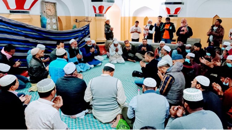 প্রিয়জন ফাউন্ডেশনের দোয়া ও মিলাদ মাহফিল সম্পন্ন