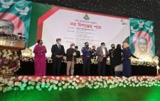 আত্মসমর্পণ করে স্বাভাবিক জীবনে ফিরছে ৯ জঙ্গি