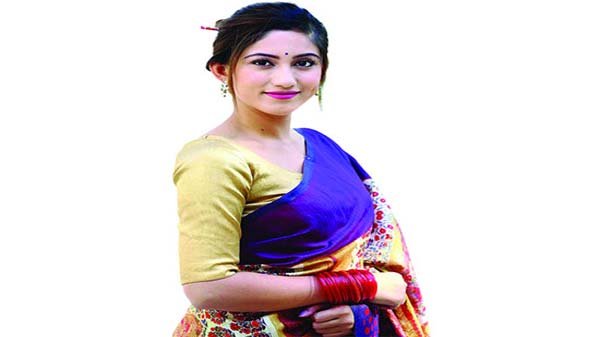 ধীর গতিতে সাফা কবির