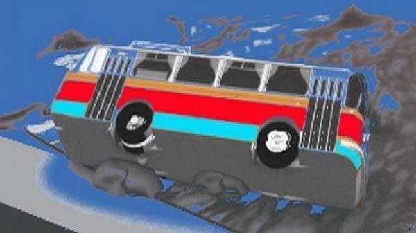 গোয়ালাবাজারে মাজারগামী বাস খাদে, আহত ১০