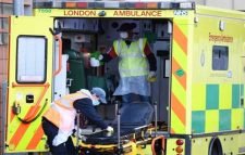 বৃটেনে করোনায় ২৪ ঘণ্টায় ১৮২০ জনের মৃত্যু