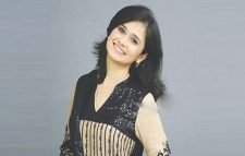 অপেক্ষায় ঐশী