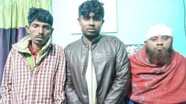 জৈন্তাপুরে দুটি ফিলিং স্টেশনে ডাকাতির সময় গ্রেপ্তার ৩