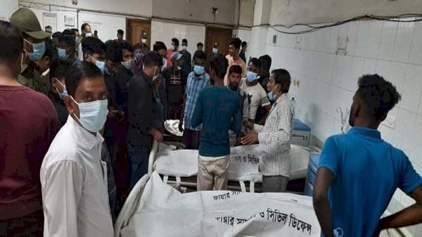 সিলেটে একই পরিবারের ১৩জন আহত, নিহত ১