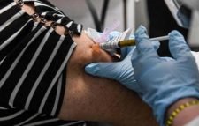 সোমবার টিকা নিয়েছেন দুই লাখ ২৫২৮০ জন