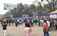 চৌহাট্টা পয়েন্ট অবরোধ করল শিক্ষার্থীরা