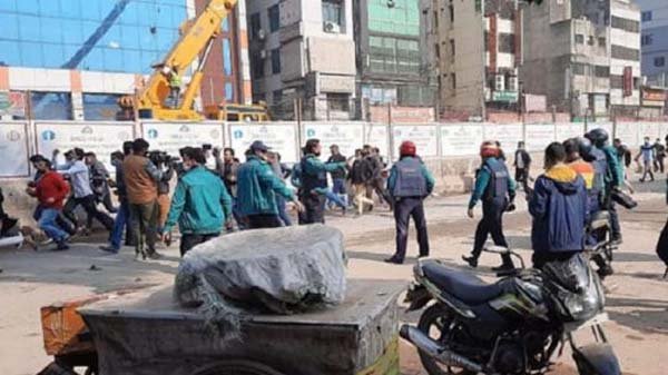 রাজধানীতে পুলিশ-বিএনপি সংঘর্ষ