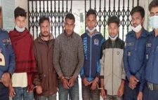 ফেসবুকে ভিডিও ভাইরাল, ভুয়া পুলিশসহ গ্রেফতার ৫