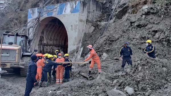 উত্তরাখণ্ডে এখনও ১৯৭ জন নিখোঁজ, টানেলের ধ্বংসস্তূপে আটক ৩৪