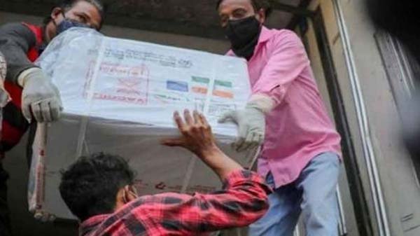 ভারত থেকে ঢাকায় পৌঁছেছে ২০ লাখ ডোজ করোনার টিকা