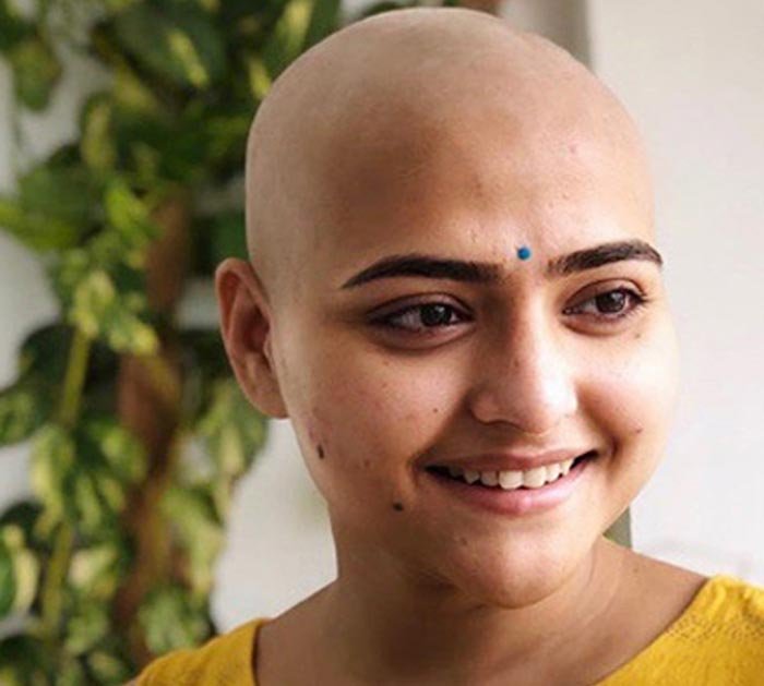 চুল ফেলে দিয়ে ঐন্দ্রিলার লড়াই