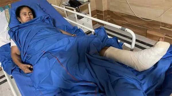 ৪৮ ঘণ্টার নিবিড় পর্যবেক্ষণে মমতা