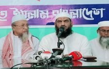 হরতালে বাধা দিলে লাগাতার কর্মসূচির হুমকি হেফাজতের