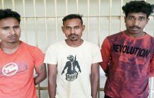 দোয়ারাবাজারে ইয়াবাসহ ৩ ভারতীয় নাগরিক আটক