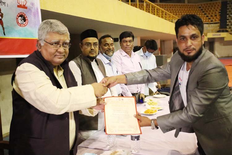 ৪র্থ জাতীয় উশু ডুয়ান ব্ল্যাক বেল্ট ডিগ্রি অর্জন সিলেটের আনোয়ার হোসেনের