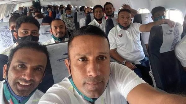 শূন্য হাতে ফিরছেন বাংলাদেশের লেজেন্ডরা