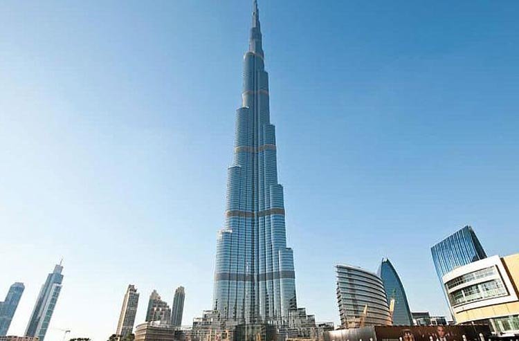 বুর্জ খলিফা সাজবে বঙ্গবন্ধুর ছবিতে