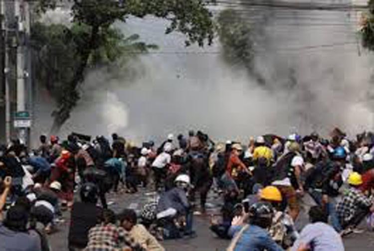 মিয়ানমারে আবার গুলি, ৩৮ বিক্ষোভকারীর মৃত্যু