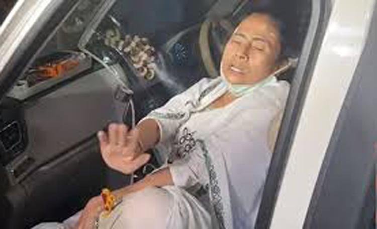 মমতা আহত হওয়ার ঘটনা তদন্ত করবে সিআইডি