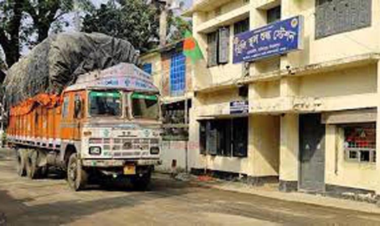 হিলি স্থলবন্দর দিয়ে আমদানি-রফতানি শুরু