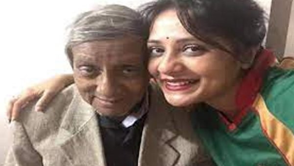 অপি করিমের বাবা আর নেই