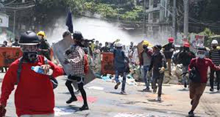 মিয়ানমারে আটক বিক্ষোভকারীদের মুক্তি