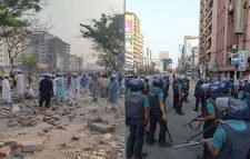 হেফাজতের হরতাল শুরু, বসিলায় সড়ক অবরোধ