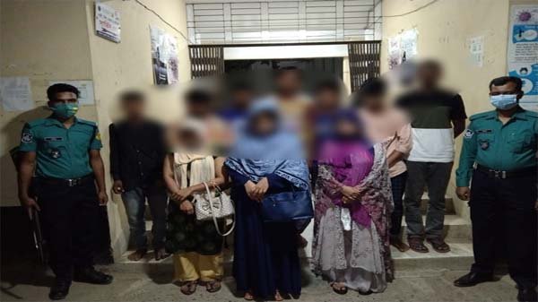 দক্ষিণ সুরমায় অবাঞ্চিত ১০ নারী-পুলিশ আটক