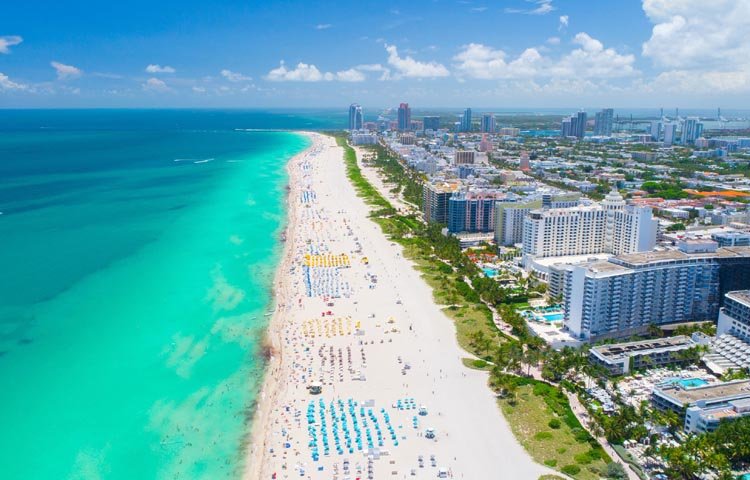 করোনা সংক্রমণ বাড়ায় মিয়ামি বিচে জরুরি কারফিউ