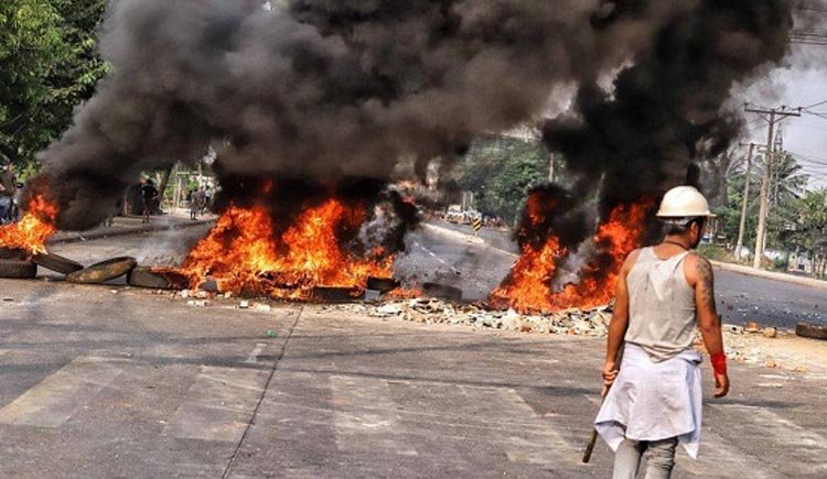 ফের রক্তাক্ত মিয়ানমার, ৩৮ বিক্ষোভকারী নিহত