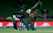 ঝোড়ো ফিফটির পর ফিরলেন সৌম্য