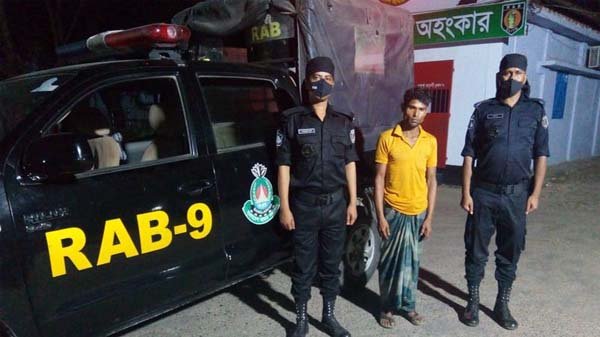 গোয়াইনঘাট থেকে মাদক ব্যবসায়ী জসিমকে ধরলো র‌্যাব