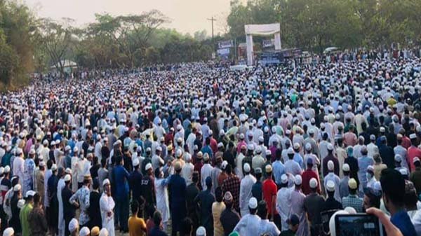 মাহমুদ উস সামাদ চৌধুরীর জানাজা সম্পন্ন