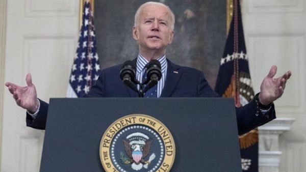 সিনেটে বাইডেনের ১.৯ ট্রিলিয়ন ডলারের করোনা প্যাকেজ পাস