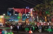 রঙিন আলোয় আলোকিত নগরী